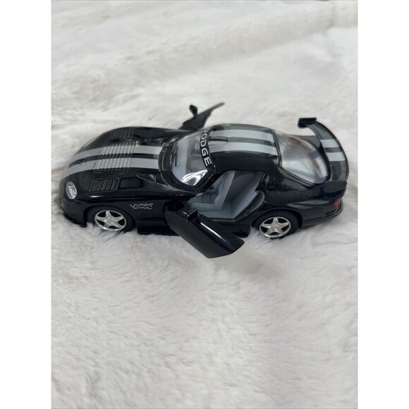 KINSMART DODGE VIPER GTS R DIECAST 1:36 TOY CAR - YEAR 2005 - Picture 5 of 12